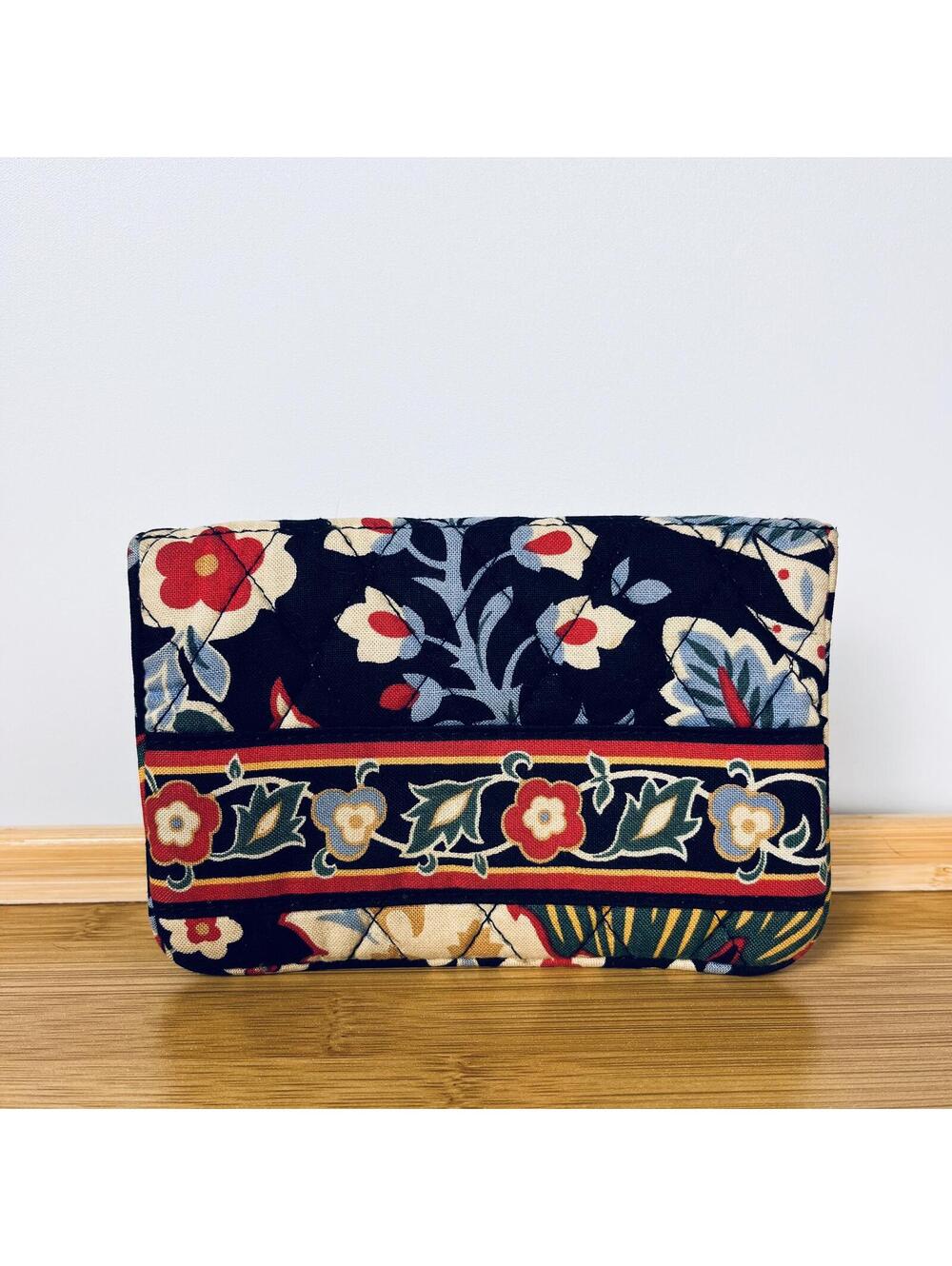 Vera Bradley One For The Money Floral Versailles Wallet Bi-fold Keychain Retired